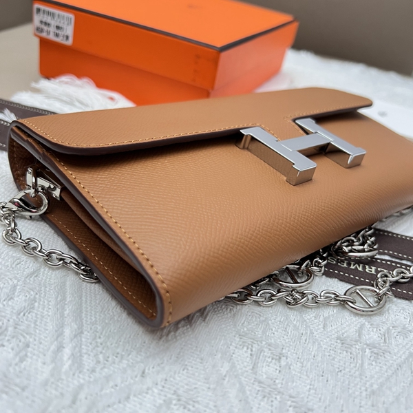 エルメス財布コピー側面デザイン